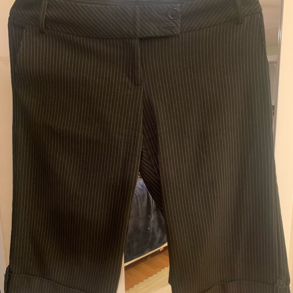 Xi Bermuda striped work Capri